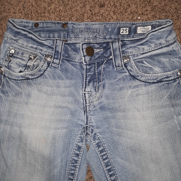 Miss Me Jeans!!!! - Picture 2 of 8